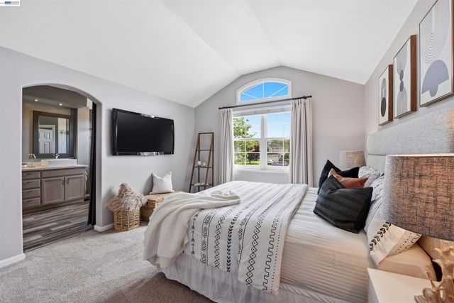 36939 Papaya Street, Newark, CA 94560