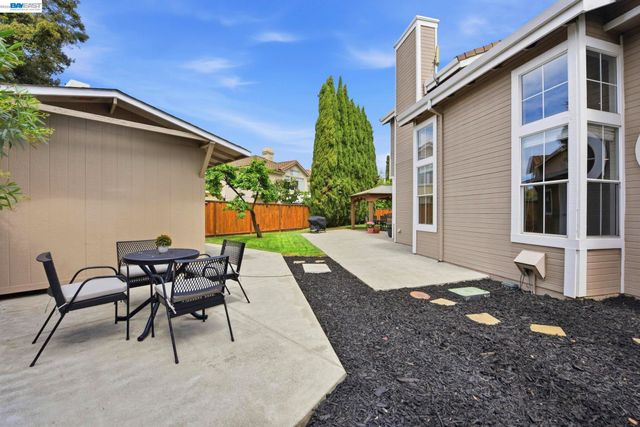 36939 Papaya Street, Newark, CA 94560