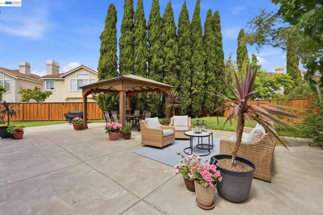 36939 Papaya Street, Newark, CA 94560