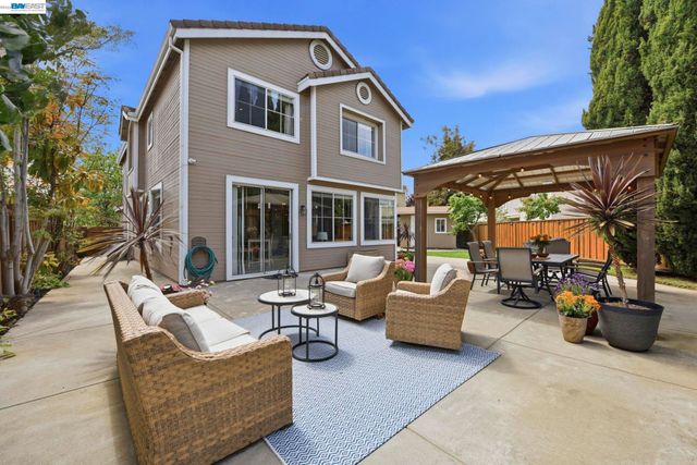 36939 Papaya Street, Newark, CA 94560