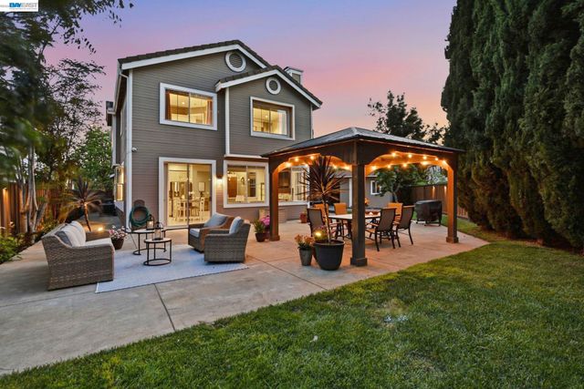 36939 Papaya Street, Newark, CA 94560