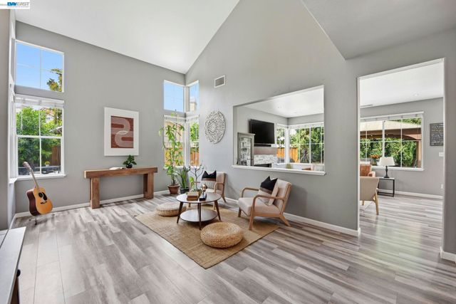 36939 Papaya Street, Newark, CA 94560