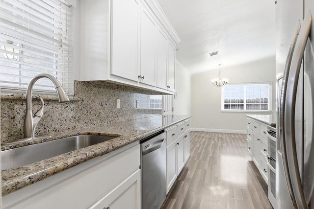 1412 Silverado Dr, Modesto, CA 95356