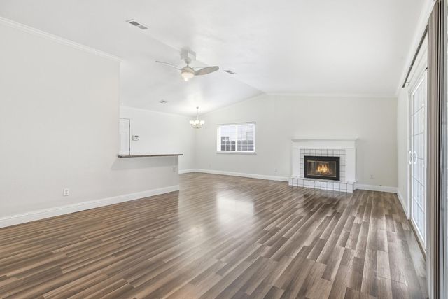 1412 Silverado Dr, Modesto, CA 95356