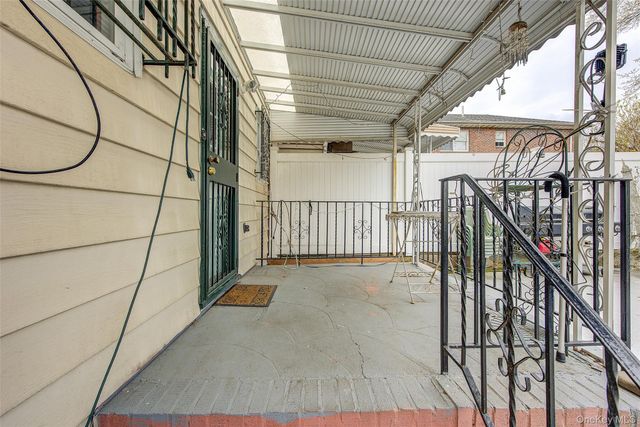 53-74 69th Street, Maspeth, NY 11378