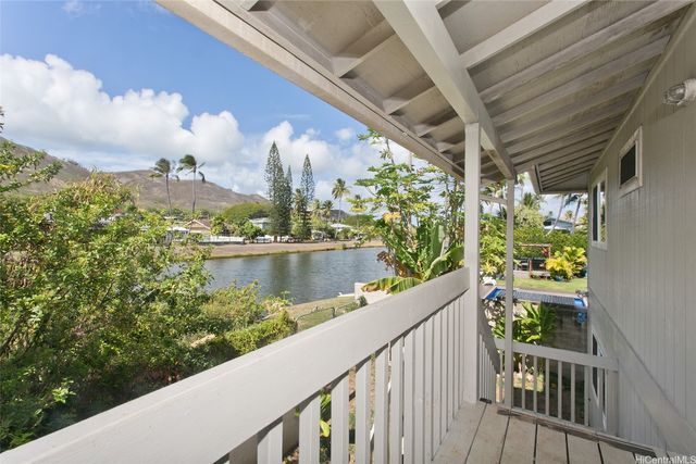 905 Kainui Drive, Kailua, HI 96734