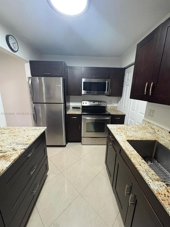 Image 13 of property listing at 7200 NW 2nd Ave 1180, Boca Raton, FL 33487