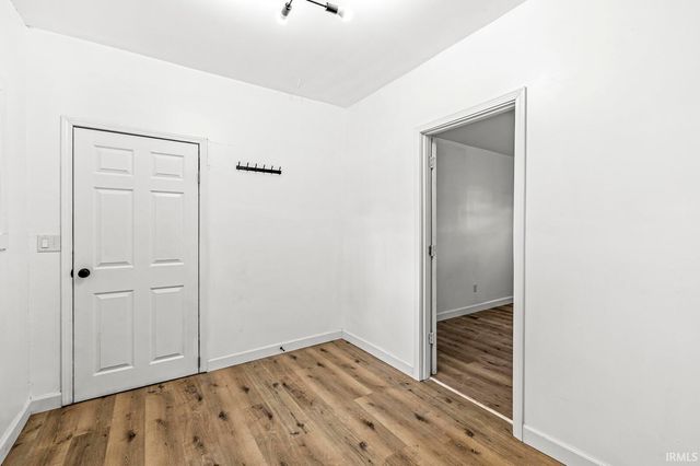 2733 W Lincoln Way, South Bend, IN 46628