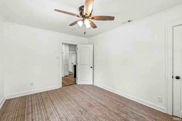 2733 W Lincoln Way, South Bend, IN 46628