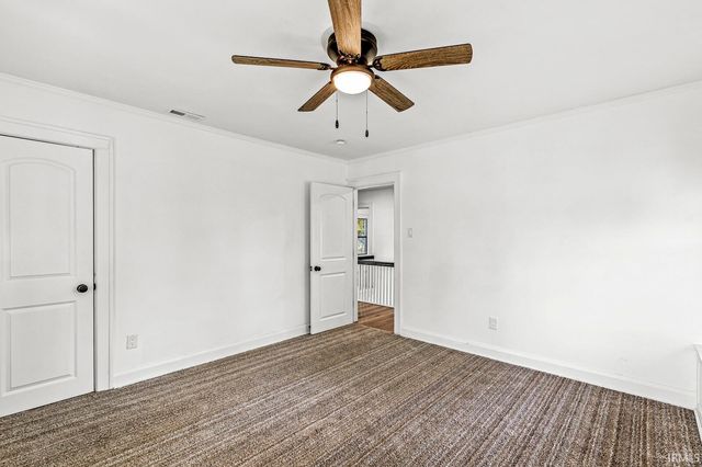 2733 W Lincoln Way, South Bend, IN 46628