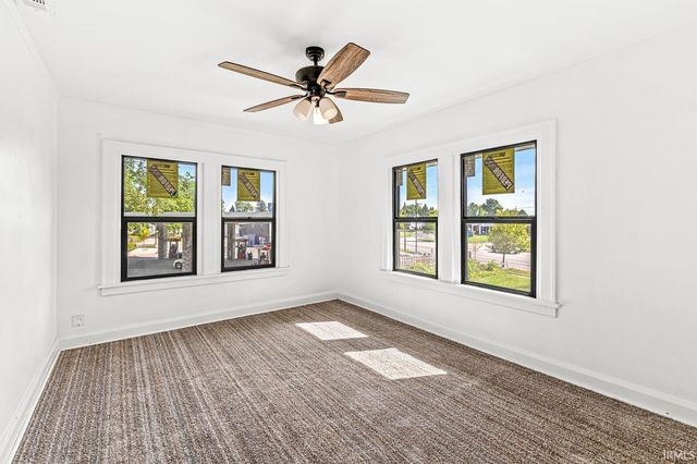 2733 W Lincoln Way, South Bend, IN 46628