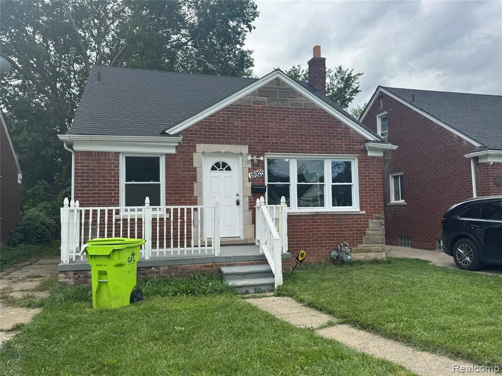 18925 Runyon Street, Detroit, MI 48234