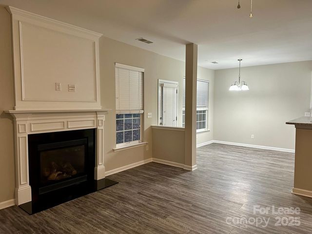 4427 Eglinton Toll Court, Charlotte, NC 28213