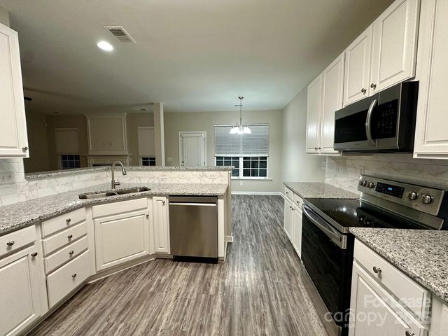 4427 Eglinton Toll Court, Charlotte, NC 28213