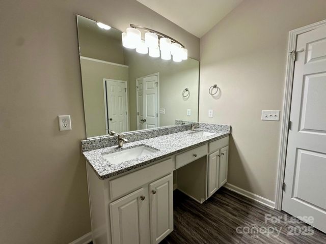 4427 Eglinton Toll Court, Charlotte, NC 28213