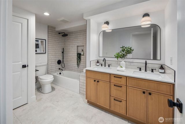 6118 51st Street NW, Gig Harbor, WA 98335