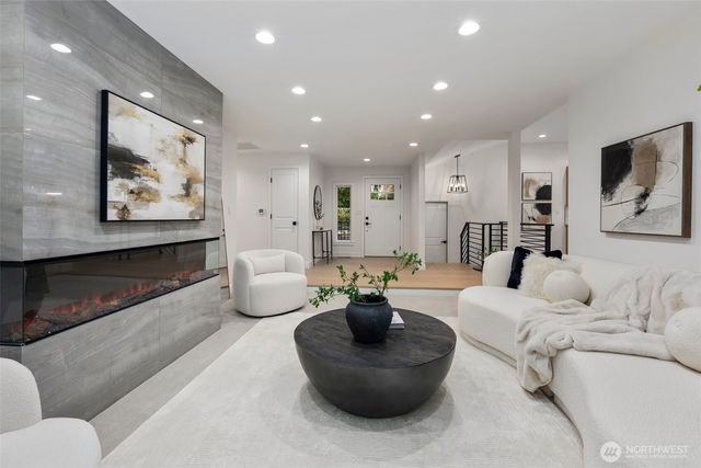 6118 51st Street NW, Gig Harbor, WA 98335