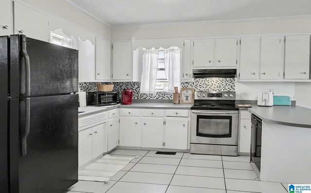 1811 21ST AVENUE, Calera, AL 35040