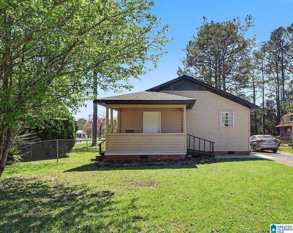 1811 21ST AVENUE, Calera, AL 35040