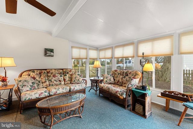 954 ANDERSON FERRY RD, Mount Joy, PA 17552