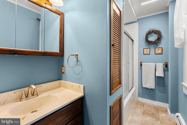 954 ANDERSON FERRY RD, Mount Joy, PA 17552