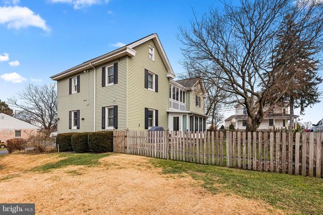 954 ANDERSON FERRY RD, Mount Joy, PA 17552