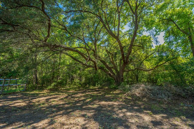 1536 A Boston Grill Road, Mount Pleasant, SC 29466