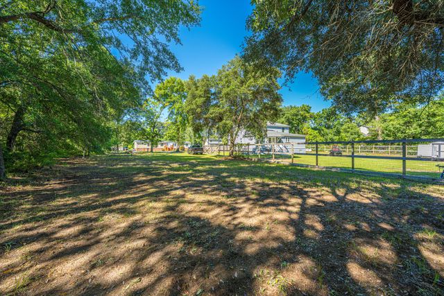 1536 A Boston Grill Road, Mount Pleasant, SC 29466