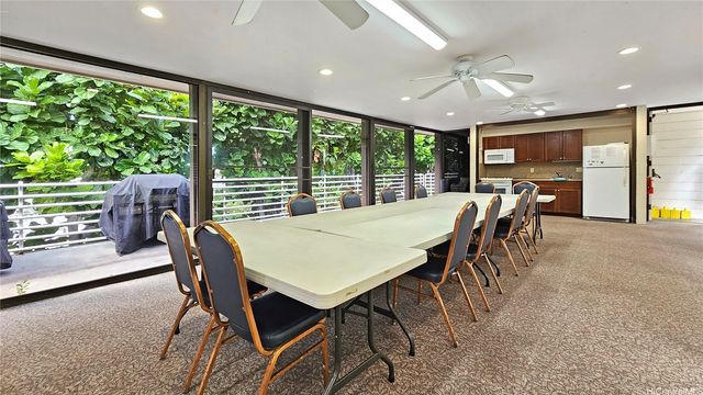 3138 Waialae Avenue 422, Honolulu, HI 96816