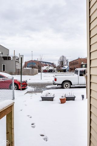 215 Kansas Street, Indianapolis, IN 46225