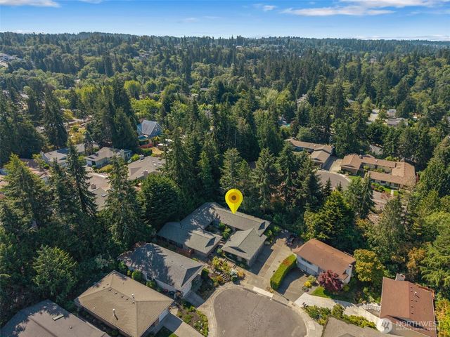 24832 12th Avenue S, Des Moines, WA 98198
