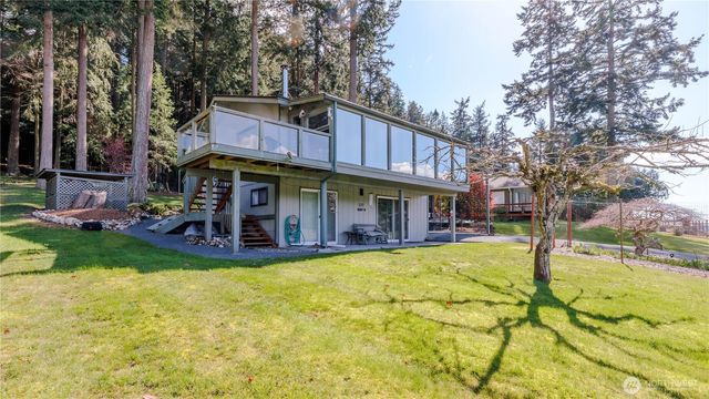 177 Blakely Drive, Blakely Island, WA 98222