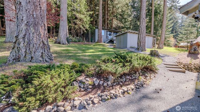 177 Blakely Drive, Blakely Island, WA 98222