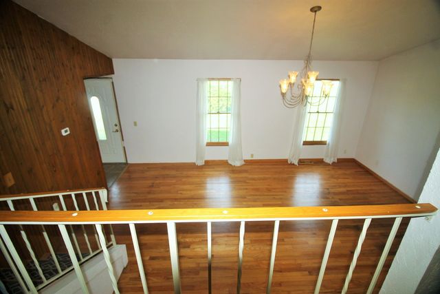 10093 Wolf Road, Geneseo, IL 61254