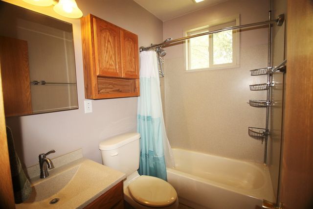 10093 Wolf Road, Geneseo, IL 61254