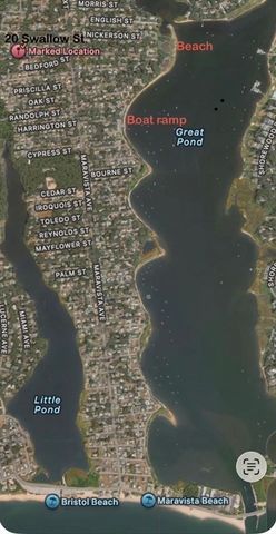 20 Swallow St, Falmouth, MA 02536