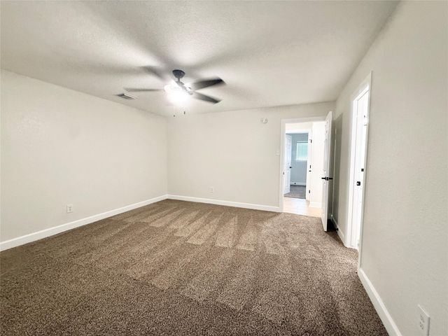 1429 Northview Drive, Angleton, TX 77515