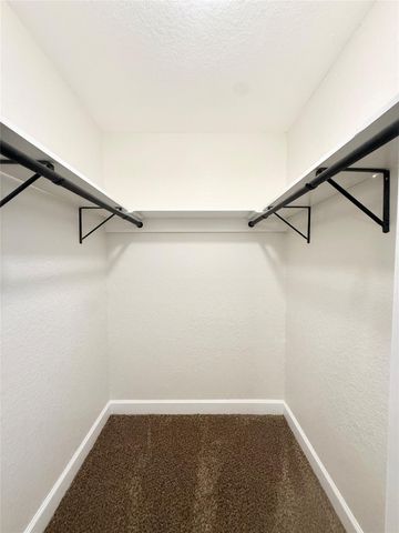 1429 Northview Drive, Angleton, TX 77515