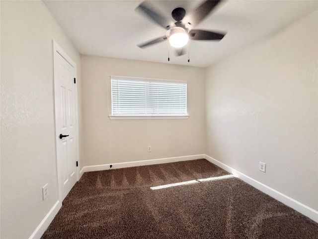 1429 Northview Drive, Angleton, TX 77515