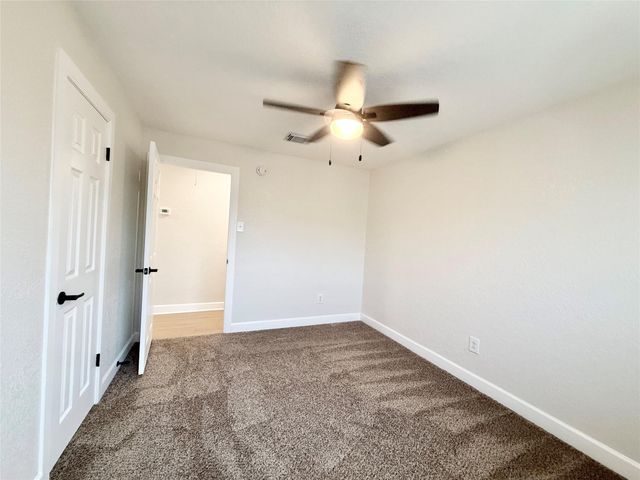 1429 Northview Drive, Angleton, TX 77515