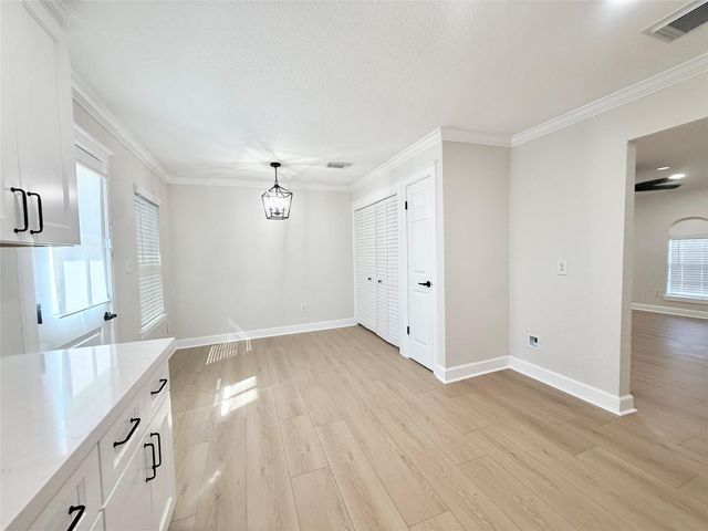 1429 Northview Drive, Angleton, TX 77515