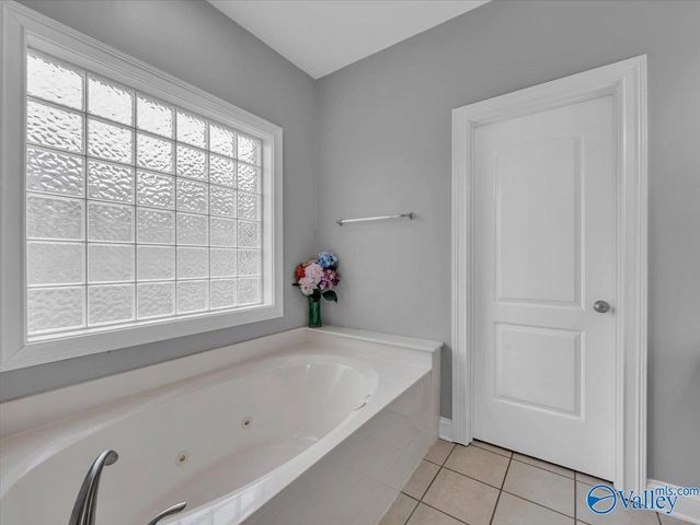 510 Bell Circle, Huntsville, AL 35811