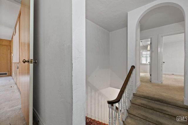 240 Pacific Street, Bakersfield, CA 93305