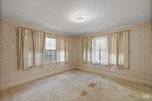 240 Pacific Street, Bakersfield, CA 93305