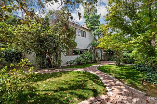 240 Pacific Street, Bakersfield, CA 93305