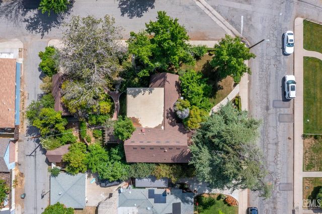 240 Pacific Street, Bakersfield, CA 93305