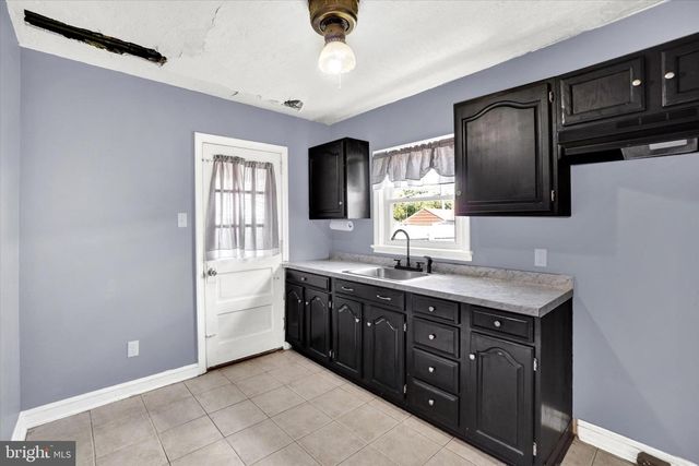 1123 E POPLAR ST, York, PA 17403