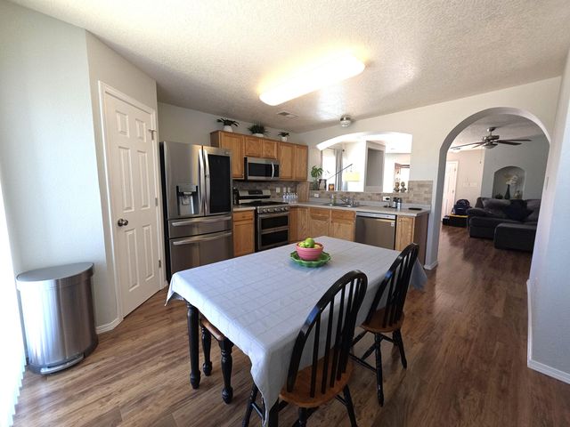 2949 Wilder Loop NE, Rio Rancho, NM 87144