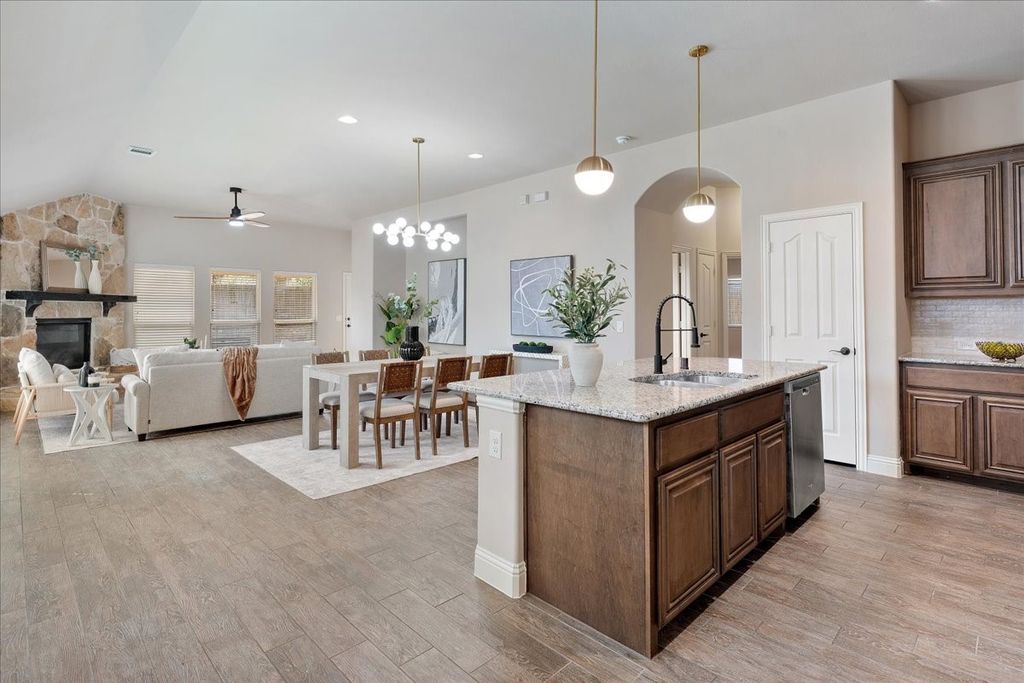 9328 Amistad Lane, Denton, TX 76226 — photo 4
