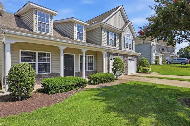 1802 Gunston DR, Suffolk, VA 23434